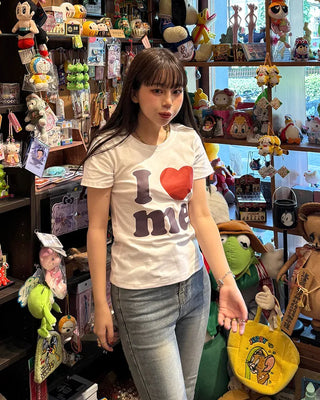 LOVE Lettering Slim Half-Sleeve T-Shirt