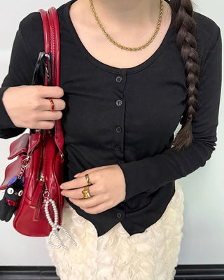 Round button cardigan
