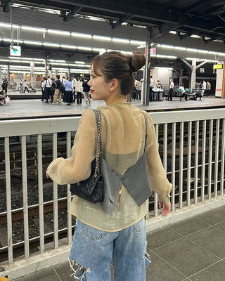 See-through balloon button blouse