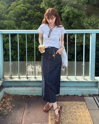I-line denim skirt