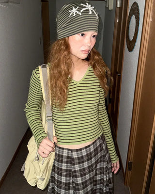 Keyhole neckline striped long-sleeve knit