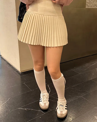 Ribbon sheer knee socks