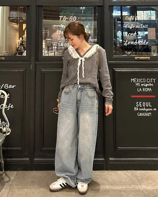 Wide-leg denim with side pleats