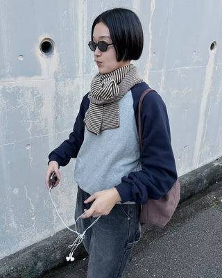Raglan color-block sweatshirt