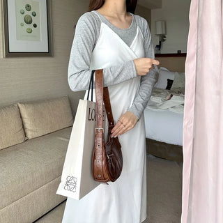 Vintage shoulder bag