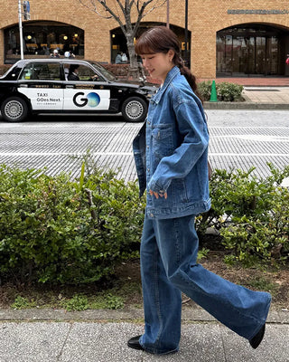 Loose-fit denim pants