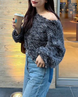 Round neck loose fit knit