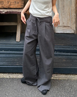 Striped pintuck wide-leg pants