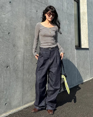 U-neck striped long-sleeved T-shirt