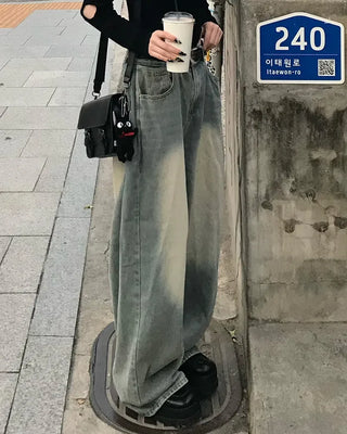Side-tucked balloon denim pants