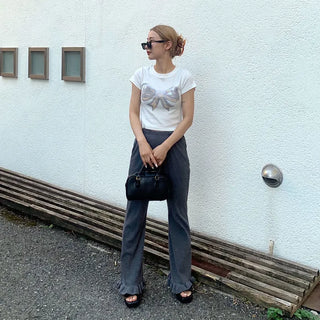 Ribbon Graphic Crop T-Shirt