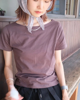 Boat neck T-shirt