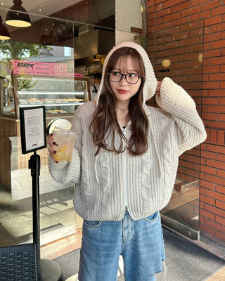 Hooded knit zip-up