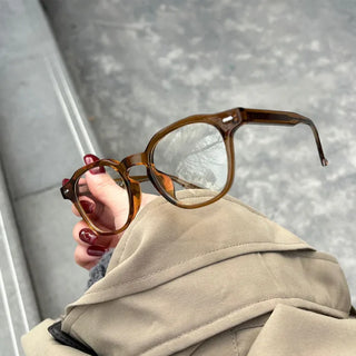 Basic frame glasses
