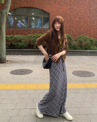 Checked drawstring long skirt