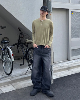 Henley neck long-sleeved T-shirt