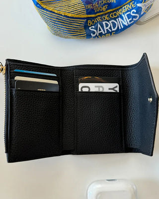 Folding wallet