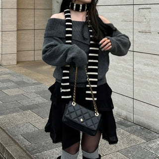Border scarf