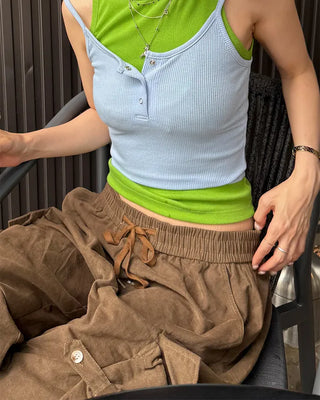 Wide cargo shorts