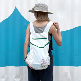 Casual zippered backpack