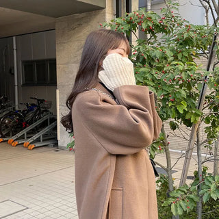 Cable knit gloves