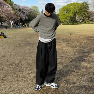 Bordered two-tone knit
