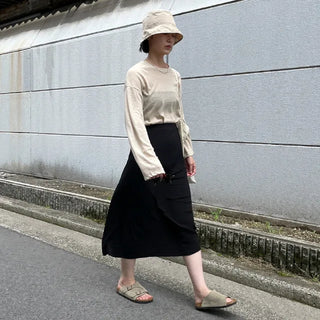 simple light bucket hat