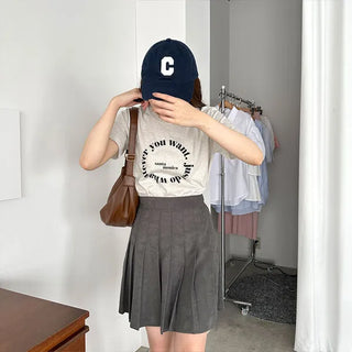 Round lettering T-shirt