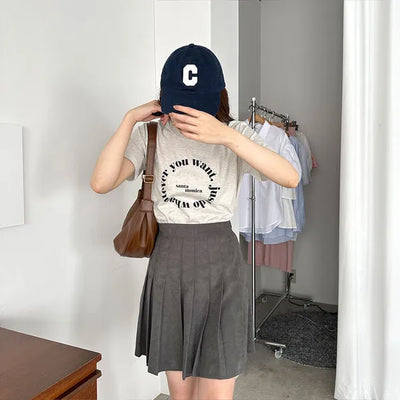 Round lettering T-shirt