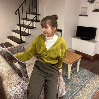 Wrap-design knit