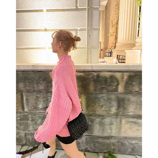 Shoulder slit knit