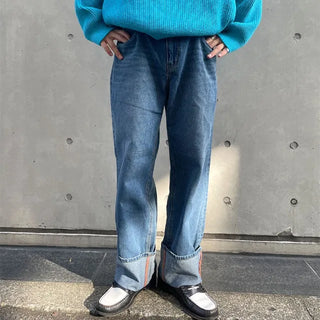 Rolled-up denim pants