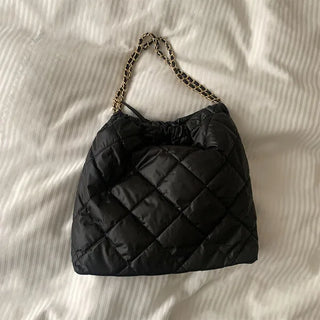 Chain quilted bag