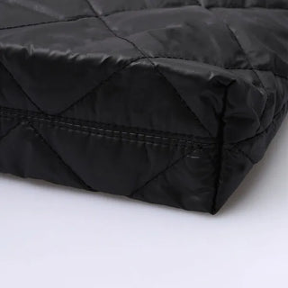 Chain quilted bag