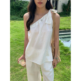 sleeveless wide set