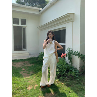 sleeveless wide set