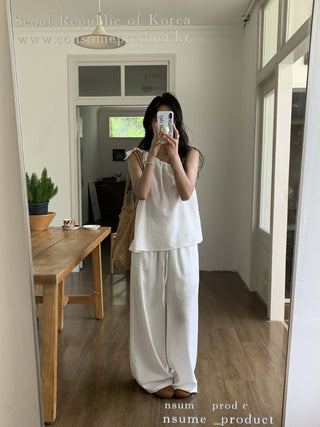 sleeveless wide set