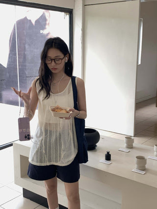 crochet sleeveless vest