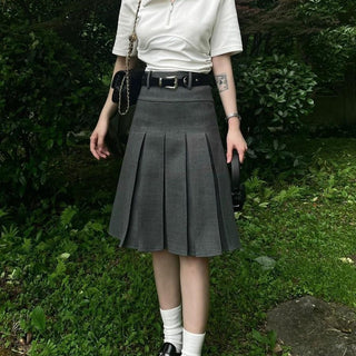 preppy pleated skirt