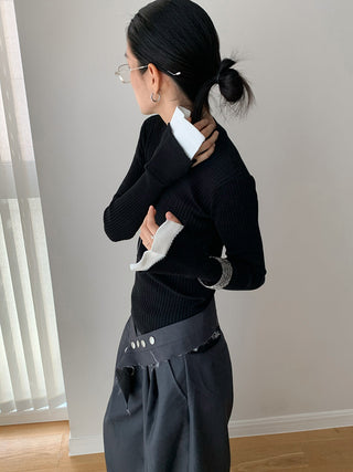 contrast bell sleeve