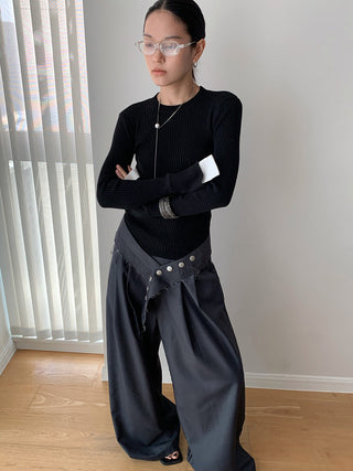 contrast bell sleeve
