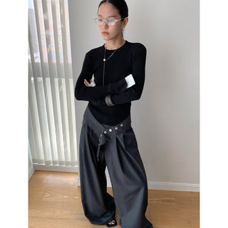 contrast bell sleeve