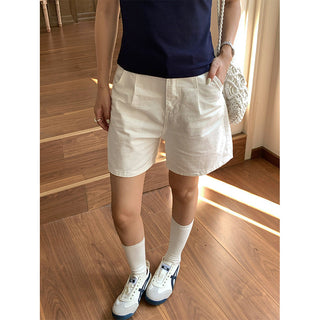 pleated denim shorts