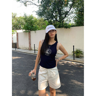 pleated denim shorts