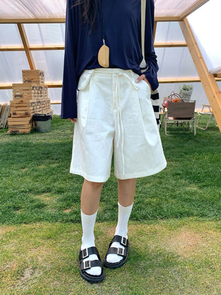 waist bag shorts