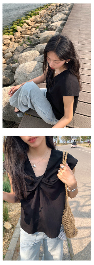 cross sleeveless top