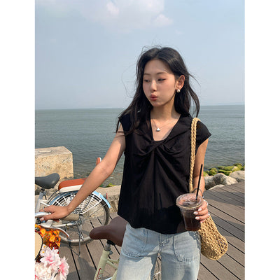 cross sleeveless top