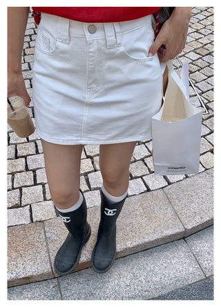 slim denim skirt