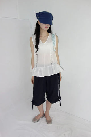 [2 colors] Park V-neck frill blouse