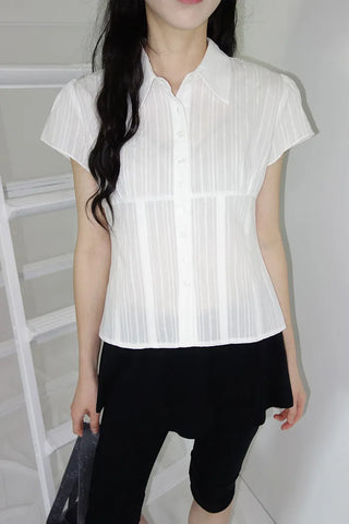 [2 colors] Novo Cut-out Punching Blouse